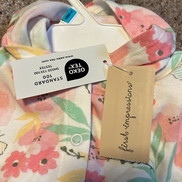 First Impressions Matching Set - Picture 6 of 6